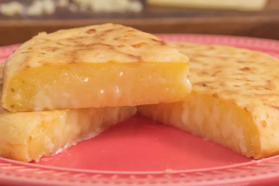 Pão de queijo de frigideira, o sabor inigualável do queijo mais incrível do planeta